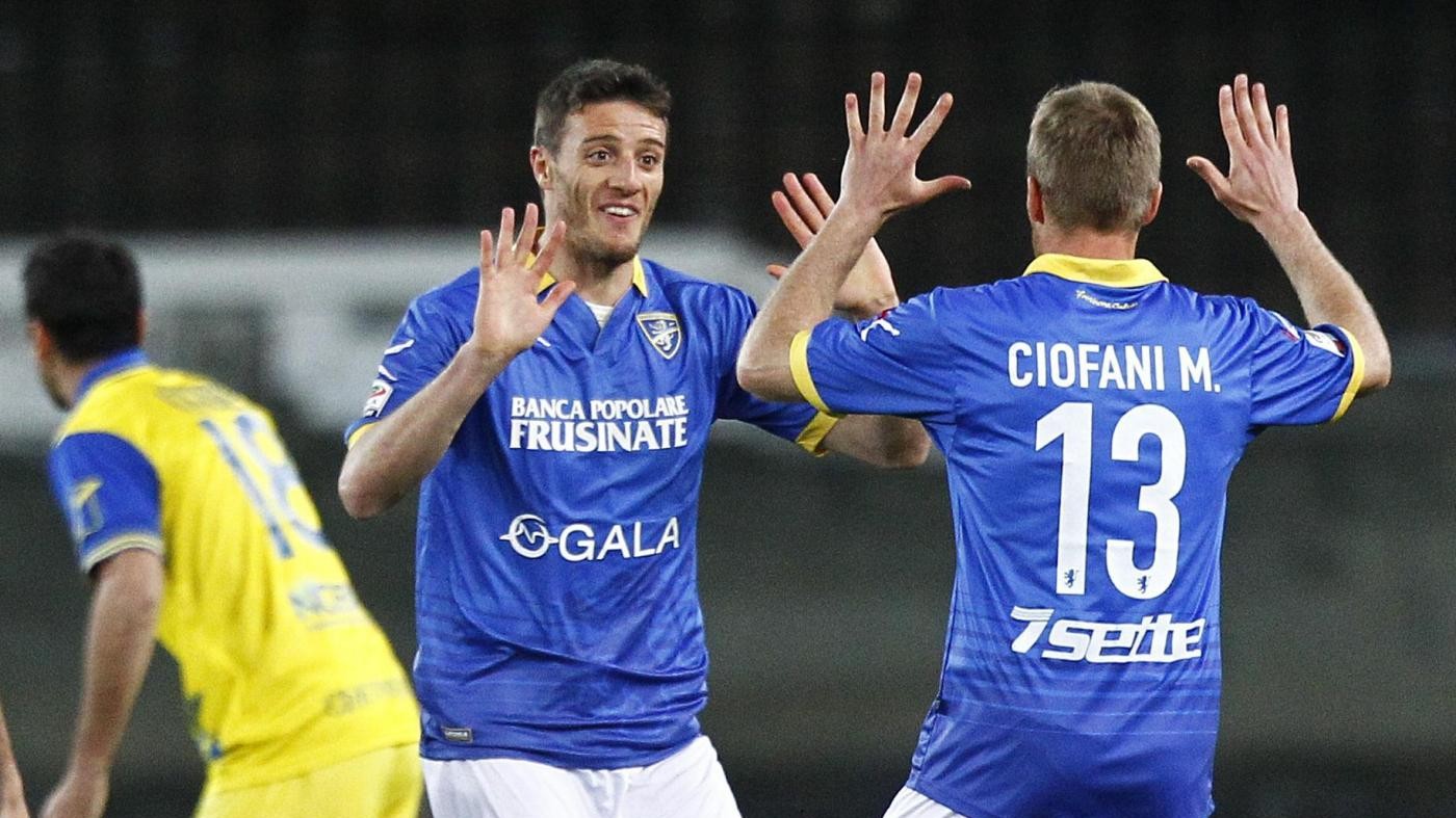 Frosinone crolla a Verona. Hellas ko, pari Palermo