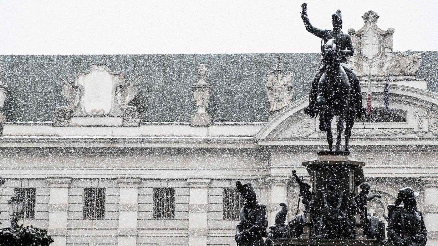 Meteo, colpo di coda inverno: neve al nord e tempo instabile