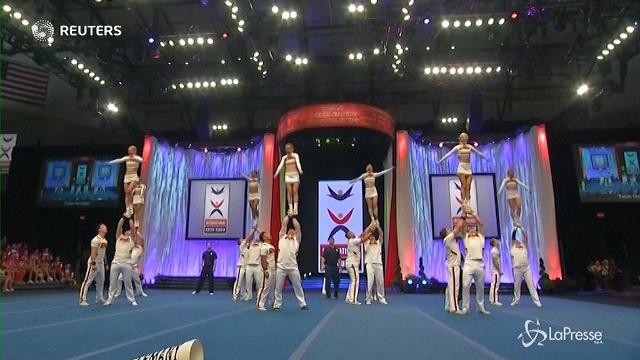 Florida, le spettacolari evoluzioni al Mondiale delle cheerleader