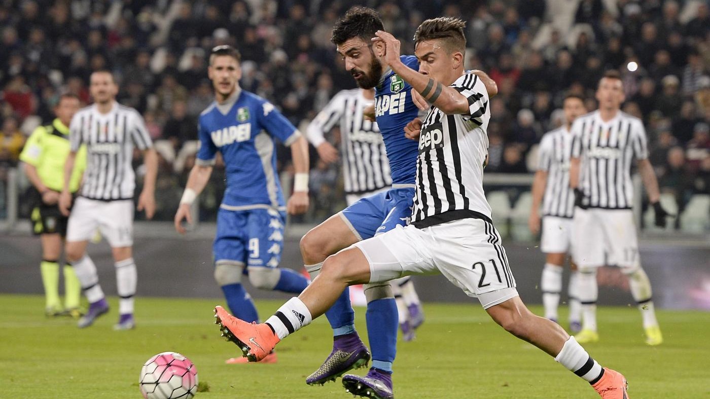 Serie A: la Juve vola con Dybala, Sassuolo ko 1-0