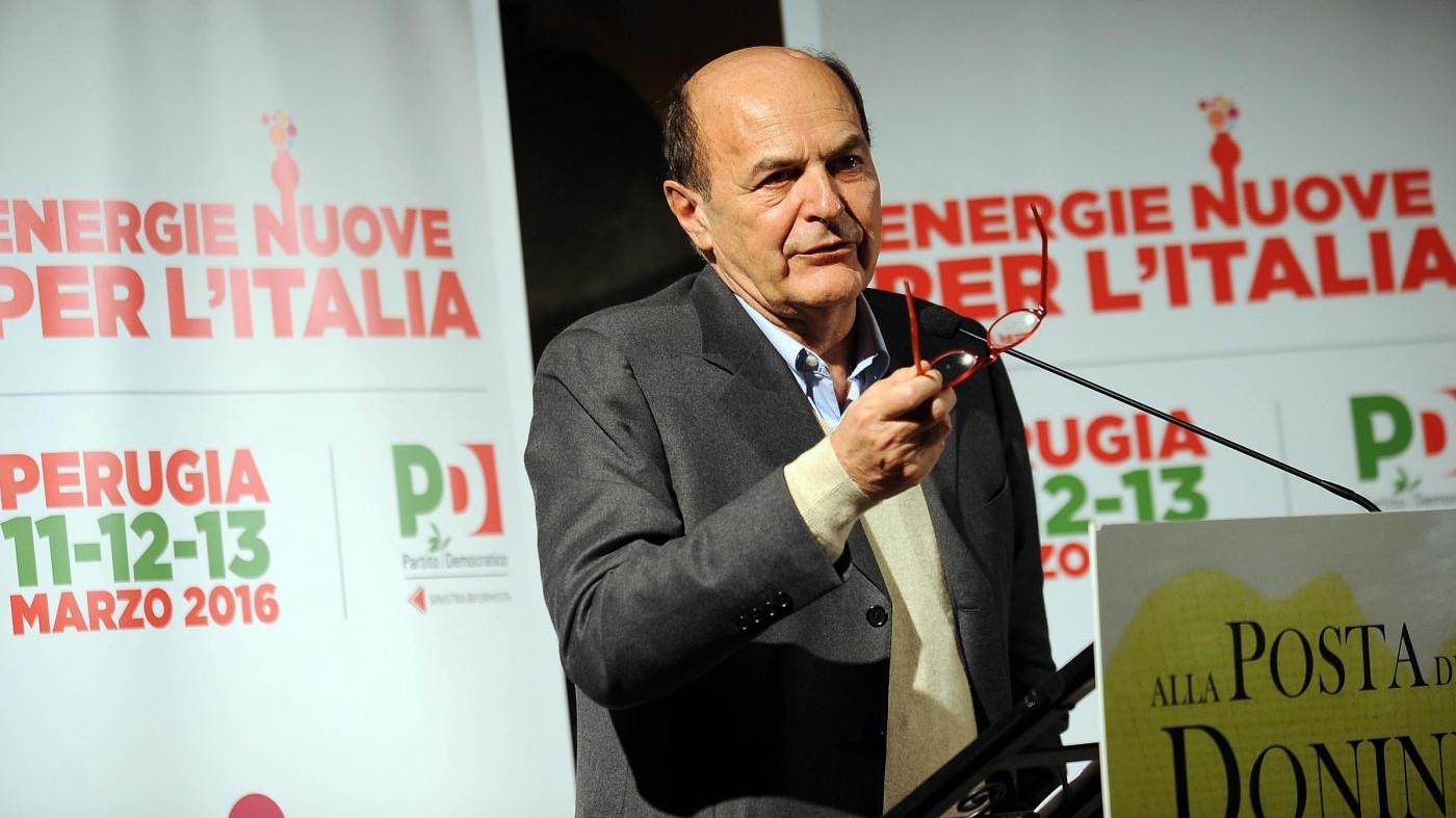 Bersani attacca Renzi: Sta governando con i miei voti