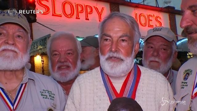 A un texano la gara dei sosia di Hemingway