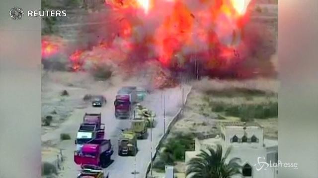 Egitto, il momento dell’esplosione dell’autobomba nel Sinai: 7 morti