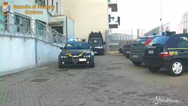 Crotone, arrestati due piromani in flagranza di reato