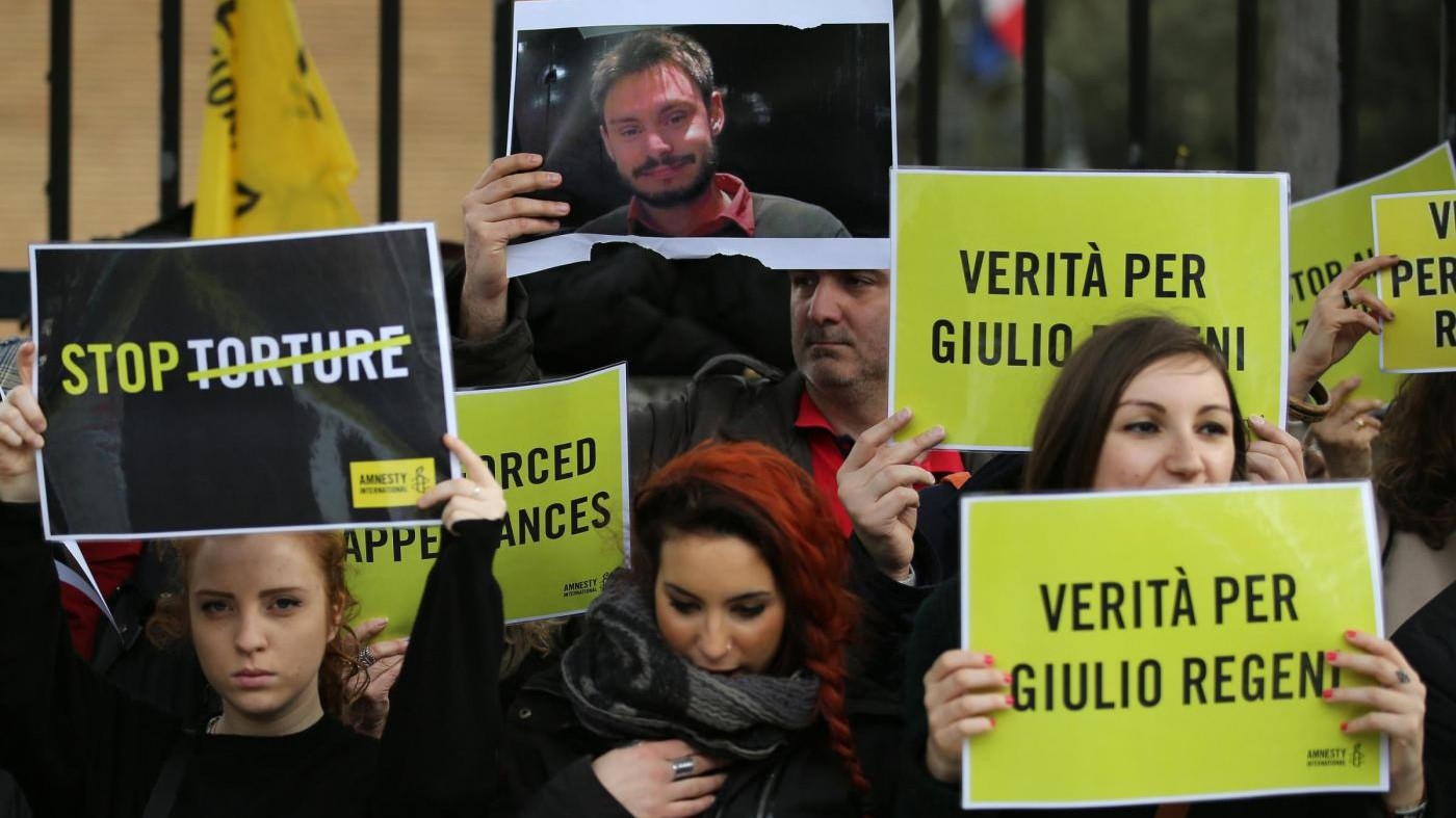 Caso Regeni, sul corpo più fratture di quelle evidenziate in Egitto