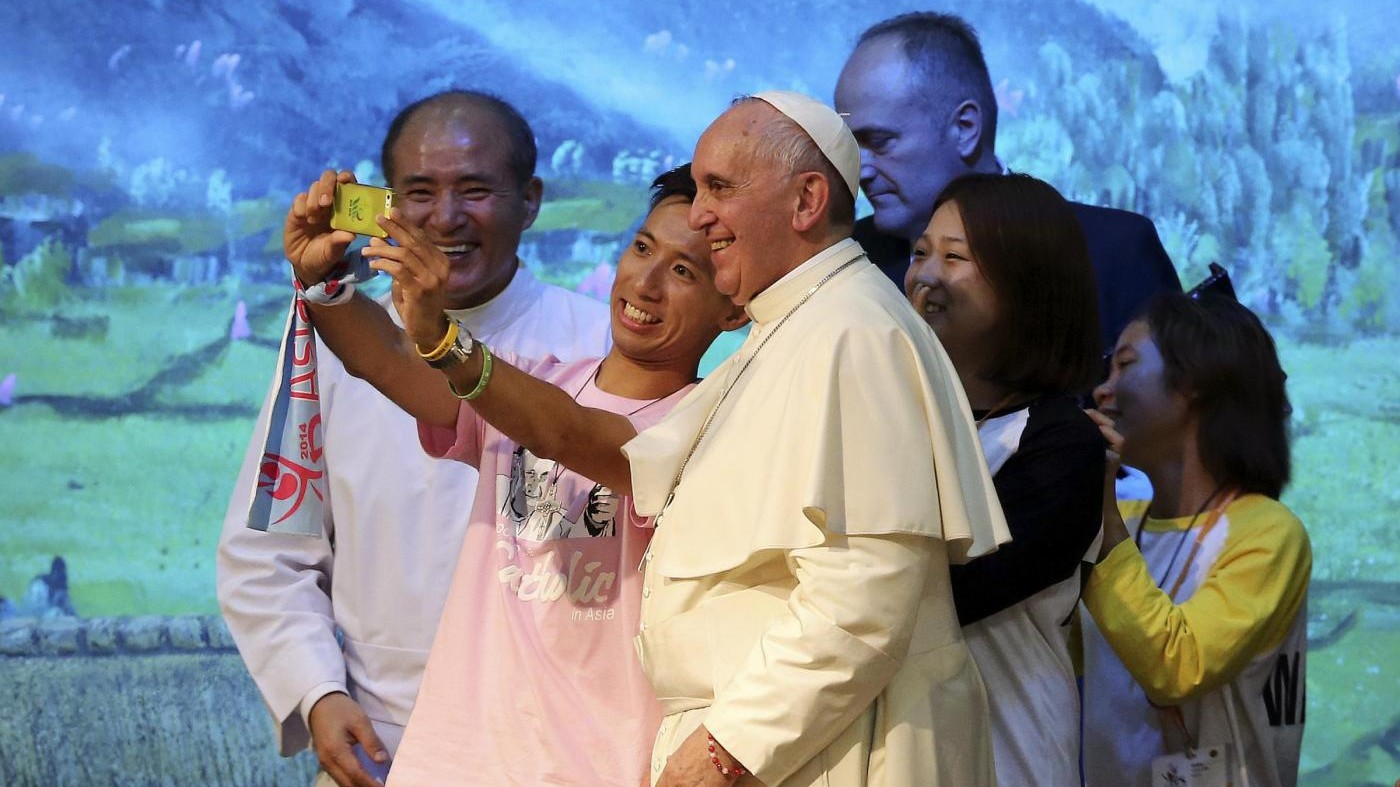 Papa Francesco dal 19 marzo su Instagram col nome Franciscus