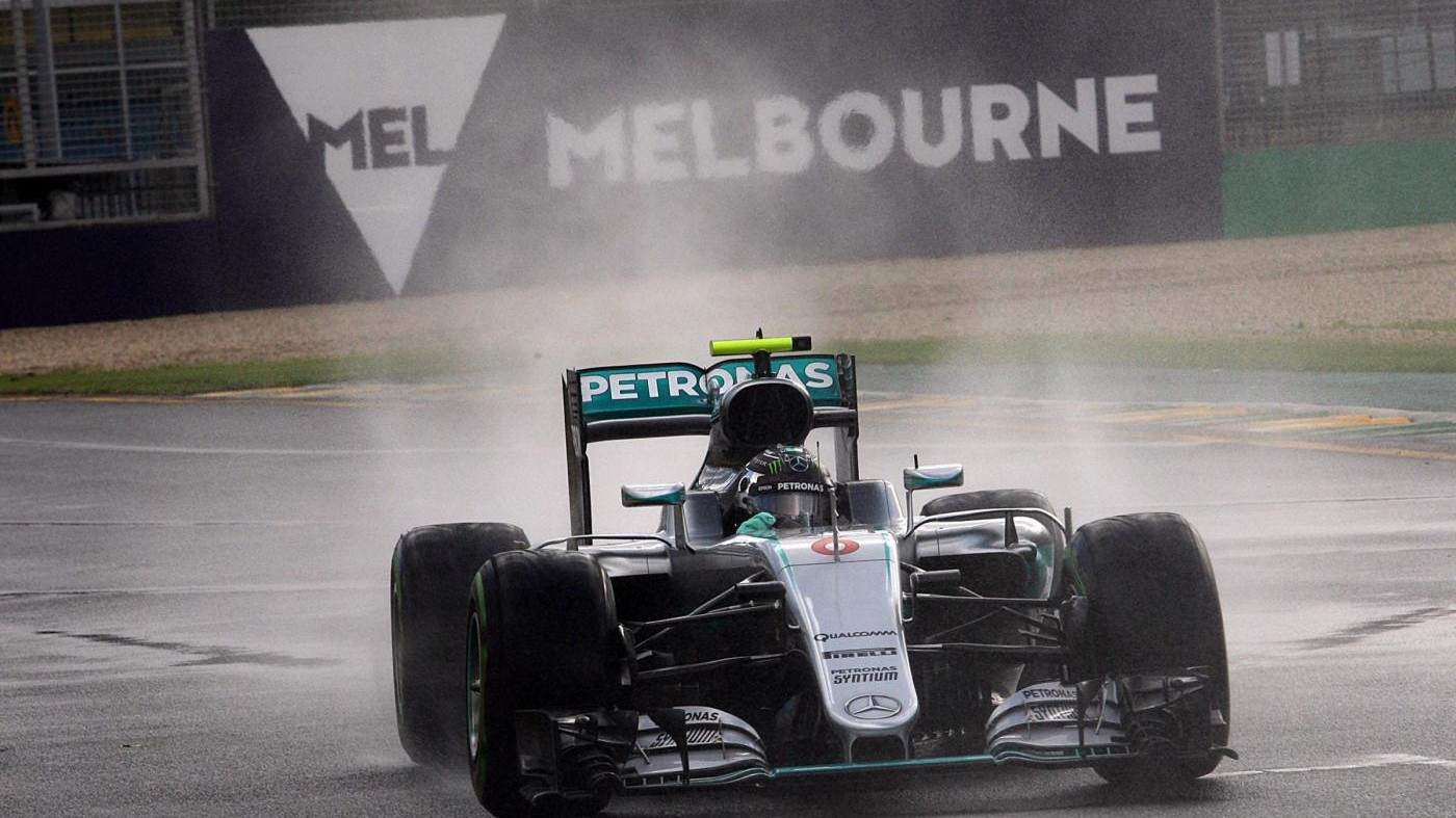 F1, Gp Australia: doppietta Mercedes, terzo Vettel