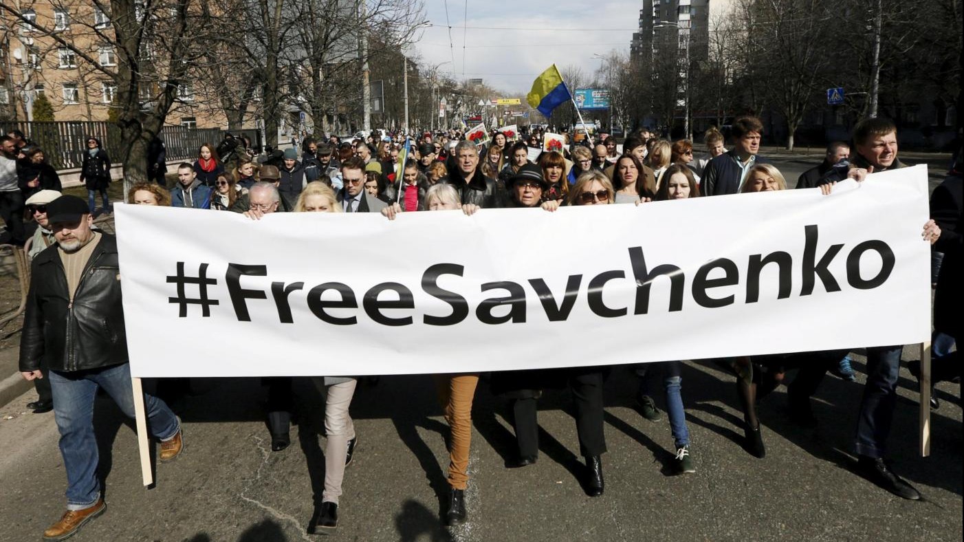 Ucraina, tribunale russo condanna la pilota Nadezhda Savchenko