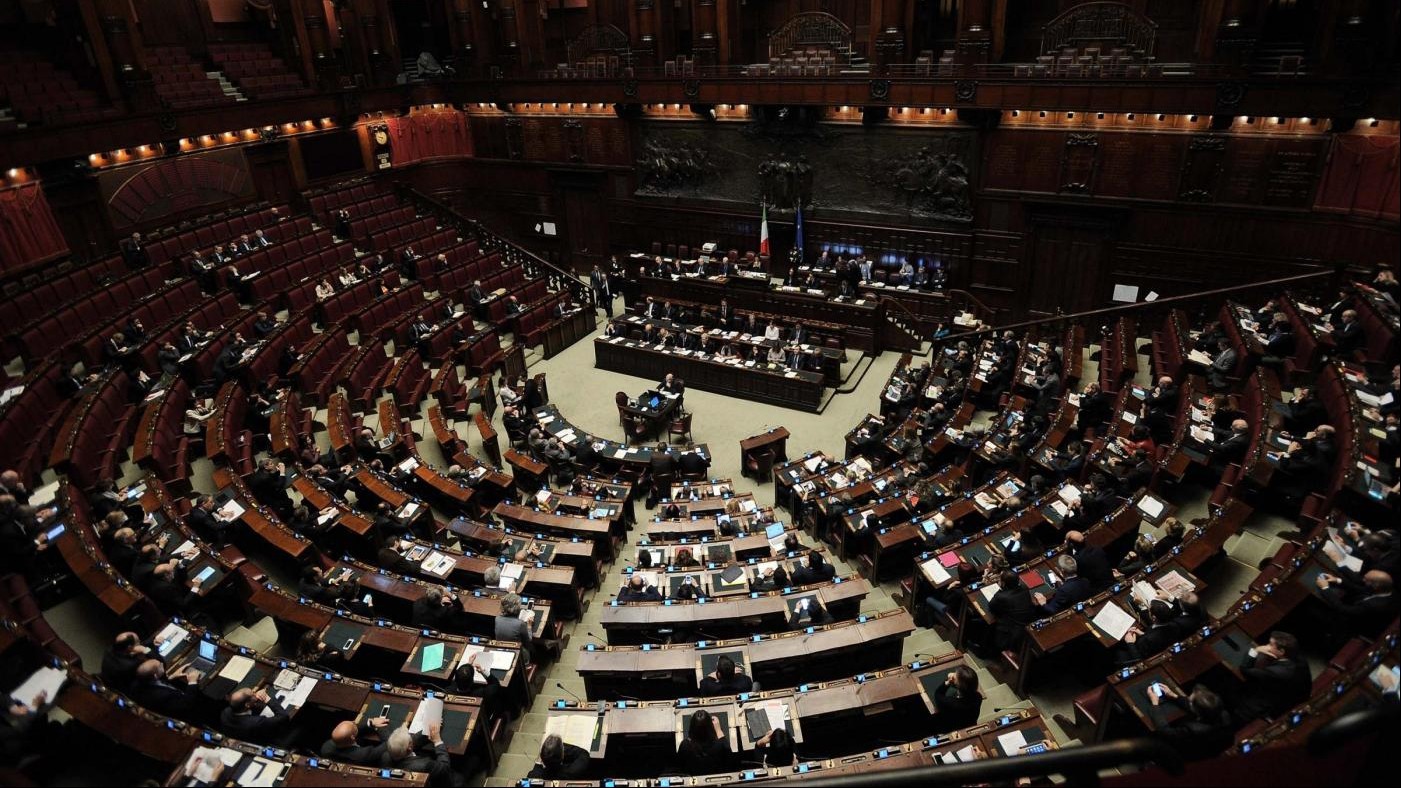Banche, Camera approva fiducia a decreto