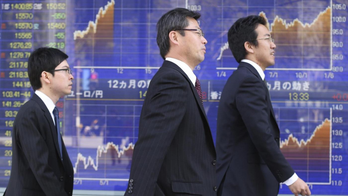 Borsa, chiude in rialzo Piazza Affari +3,19%, Tokyo +7.16%