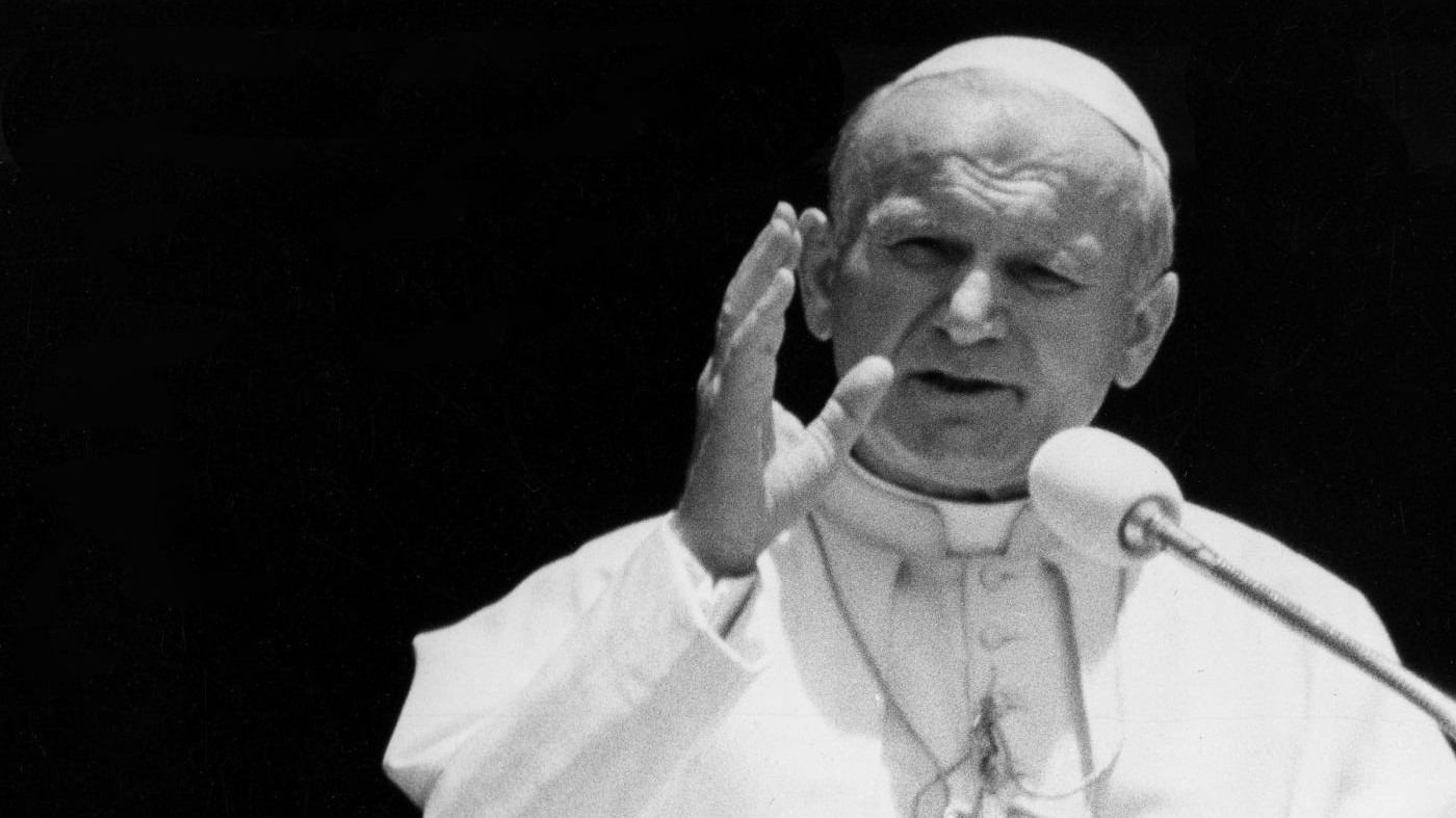 Bbc svela carteggio tra Giovanni Paolo II e una donna sposata