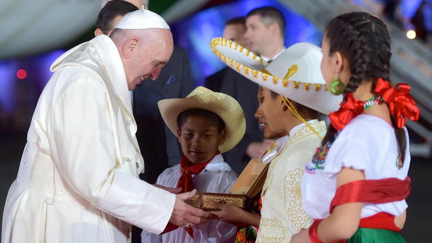 Papa chiede perdono a indios Chapas: Il mondo ha bisogno di voi