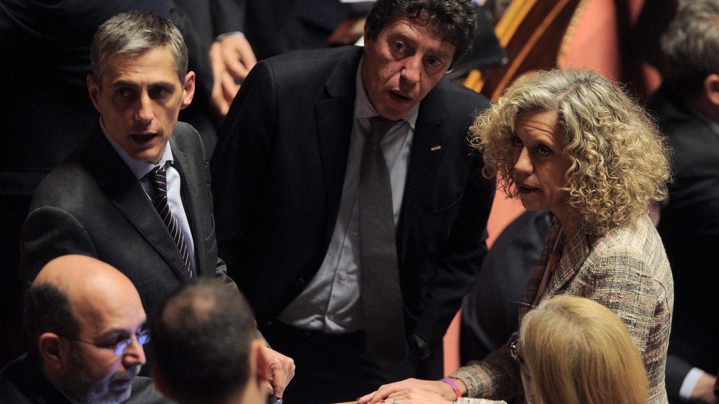 Unioni civili, Pd diviso sulle adozioni: oggi voto col canguro