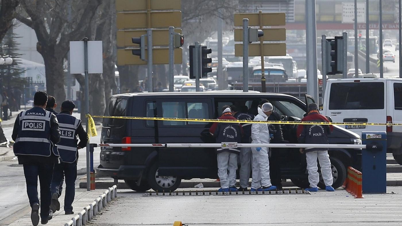 Turchia, nuovo attacco contro convoglio militare: sette i morti