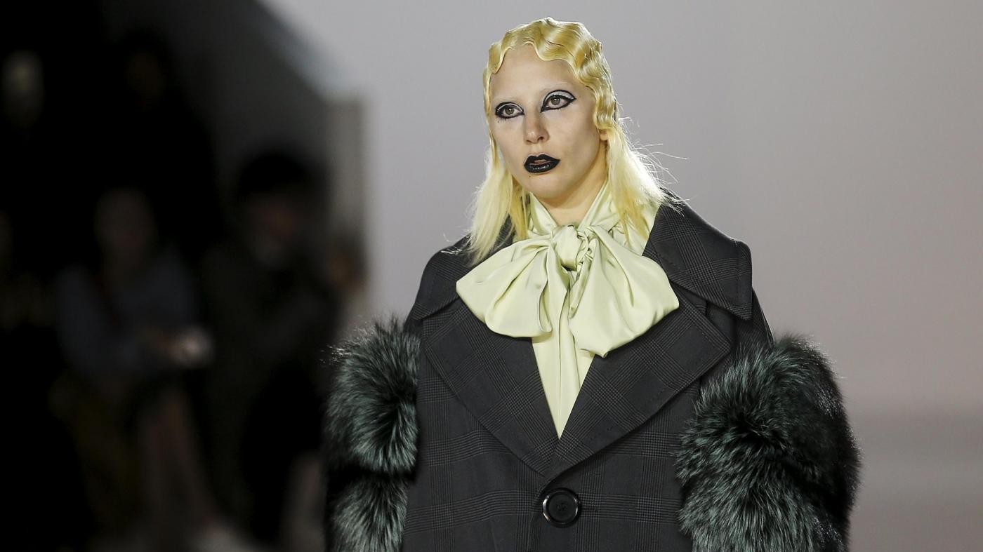 Lady Gaga modella gotica per Marc Jacobs