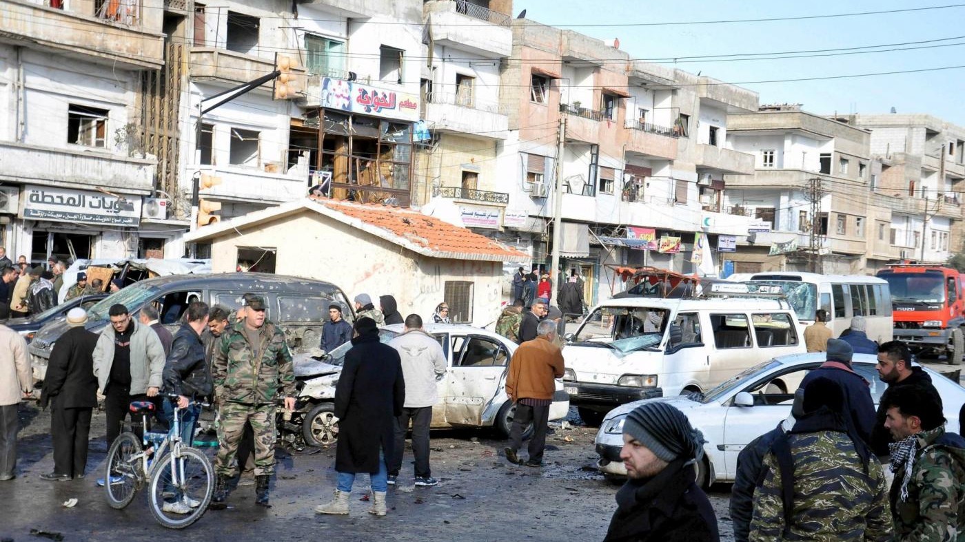 Siria, media Stato: Almeno 140 morti in attacchi Damasco e Homs