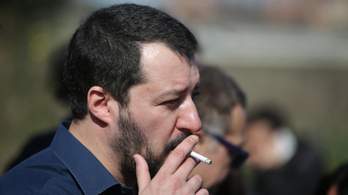 Lega, come cambia con Salvini: iPad, appunti e ruspe giocattolo
