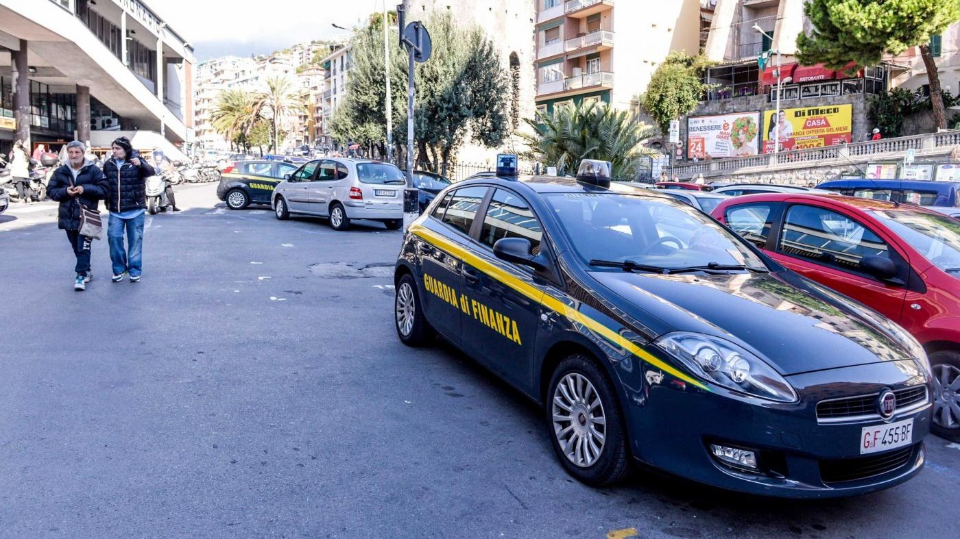 Cosenza, truffa a Inps per 500mila euro: denunciate 176 persone
