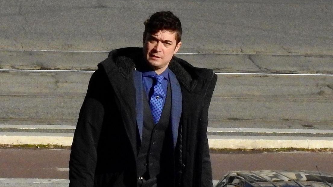 Paura per Scamarcio: in ospedale per malore, sta meglio