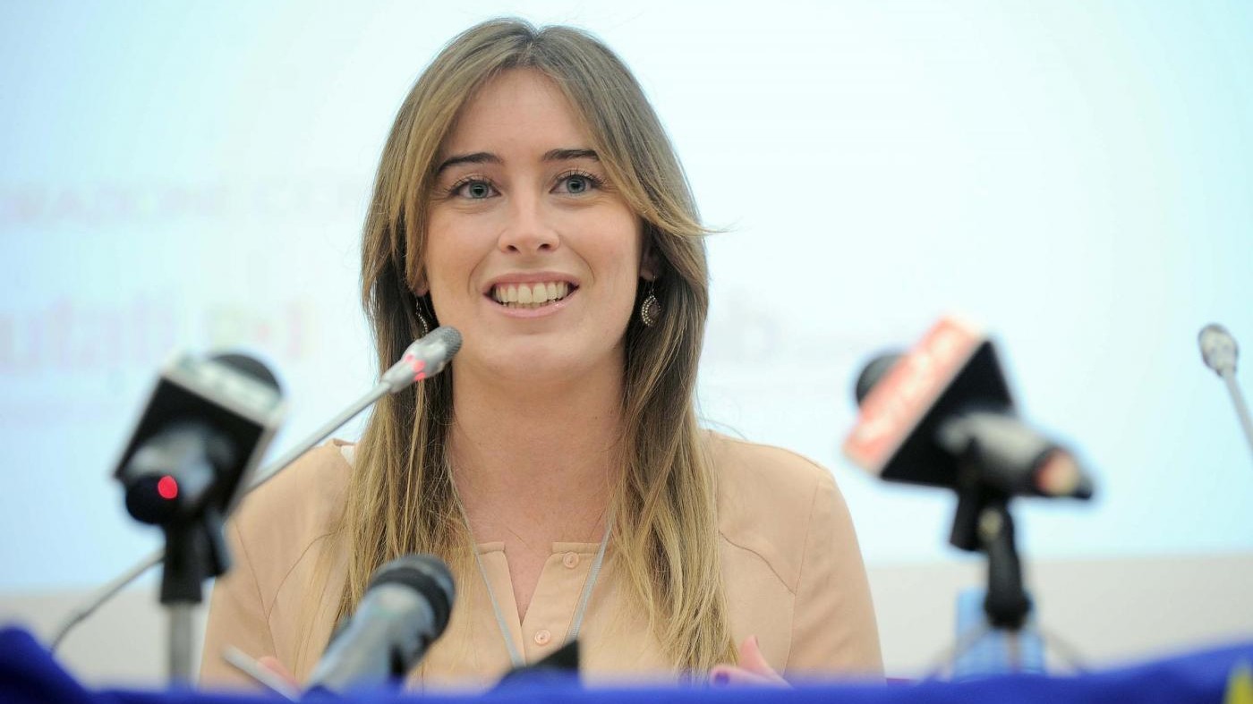 Unioni civili, Boschi: Faremo legge su adozioni, partendo da bambini