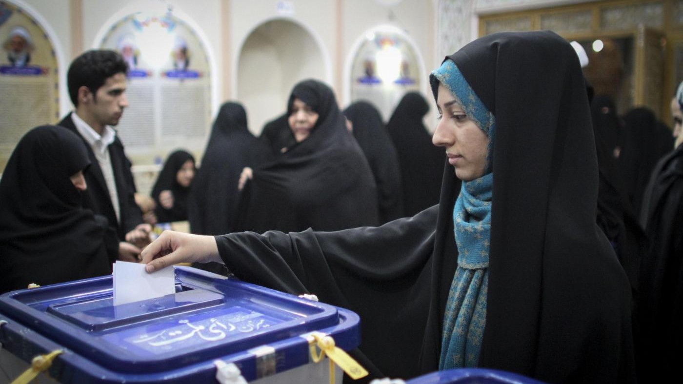 Iran, vincono i riformisti. Rohani: Il governo è più forte