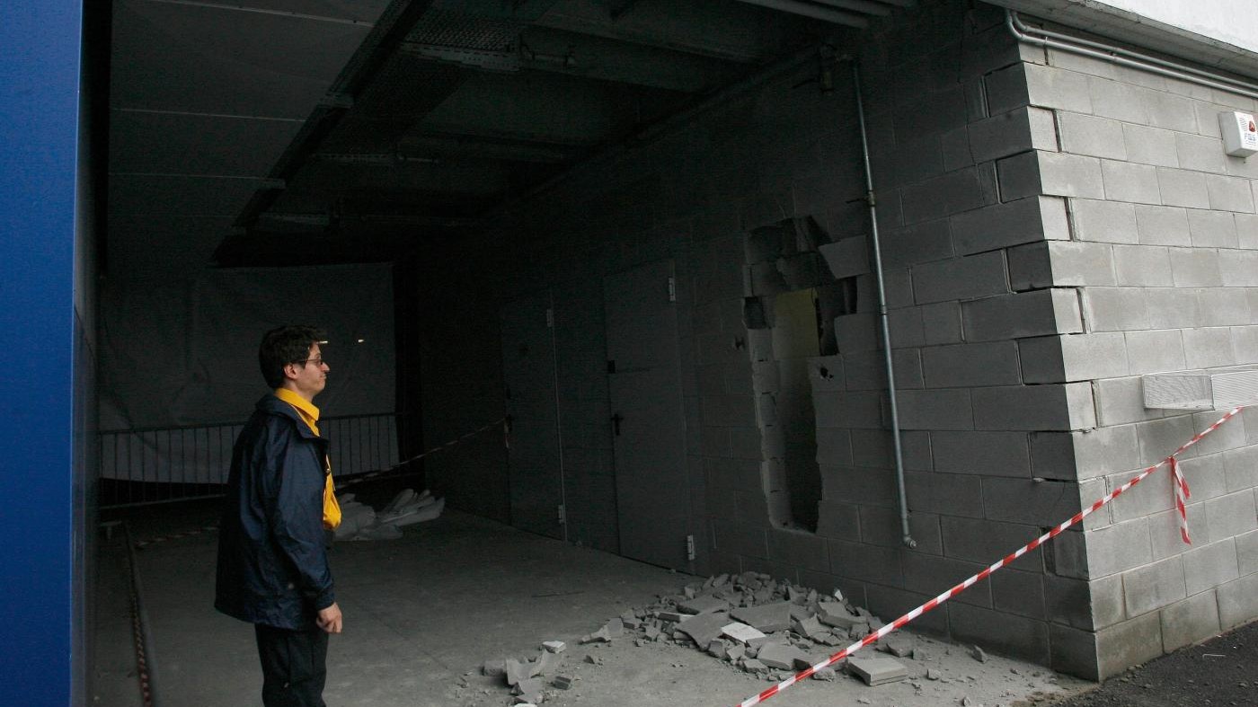 Sassari, assalto a caveau: bottino da 10 milioni di euro