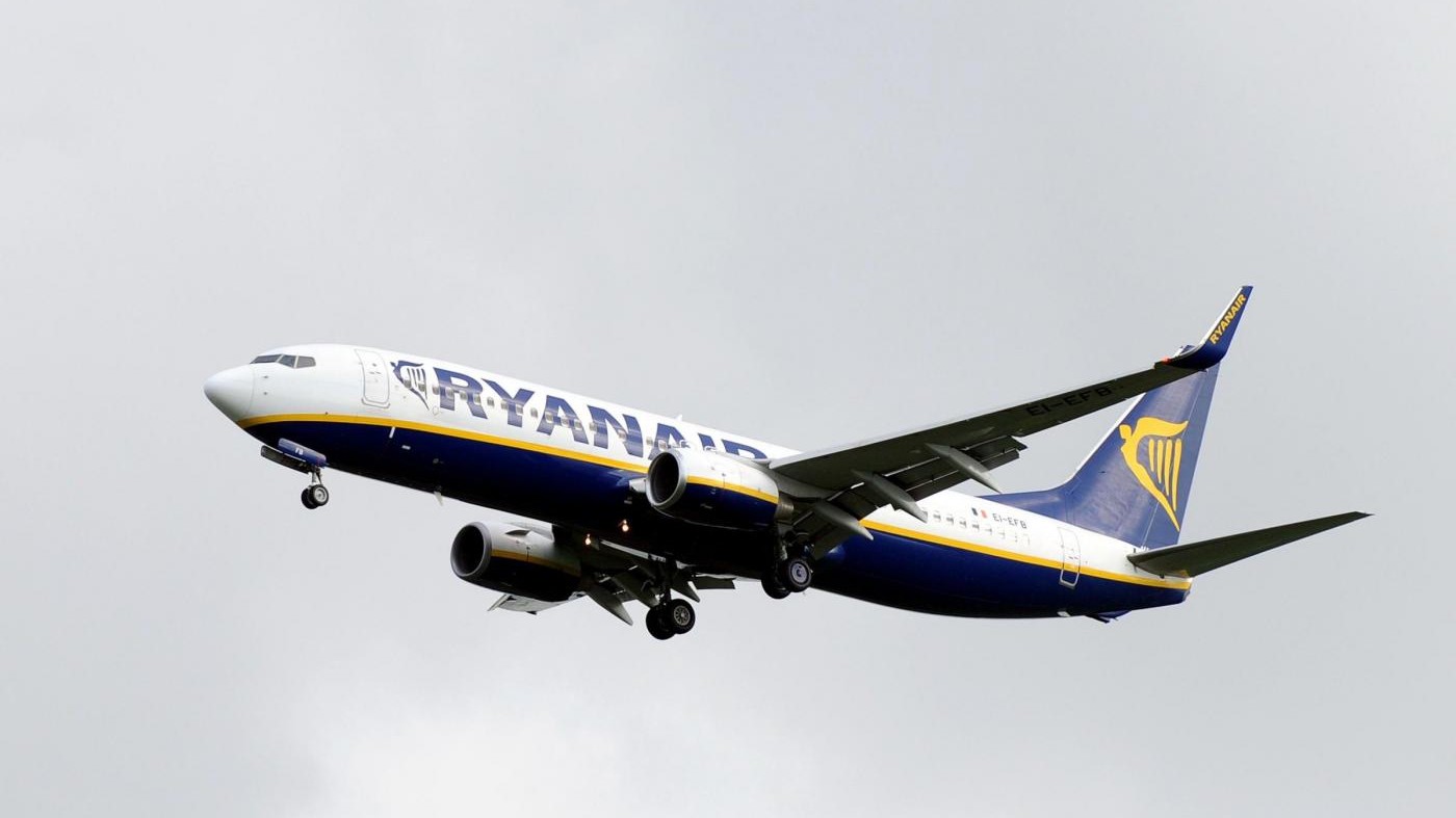 Jet esercito Israele pericolosamente vicini ad aereo Ryanair