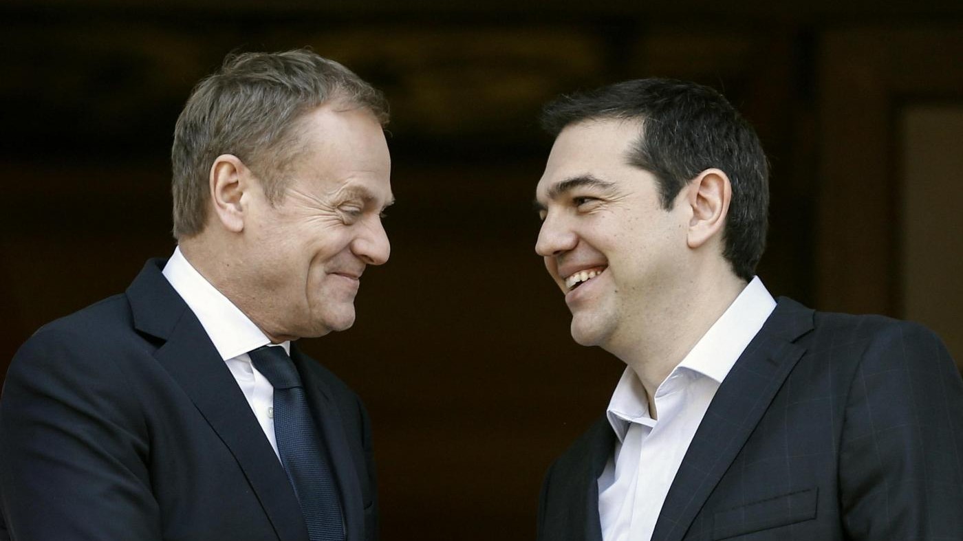 Migranti, Tsipras: Sanzioni per chi non rispetta Trattati