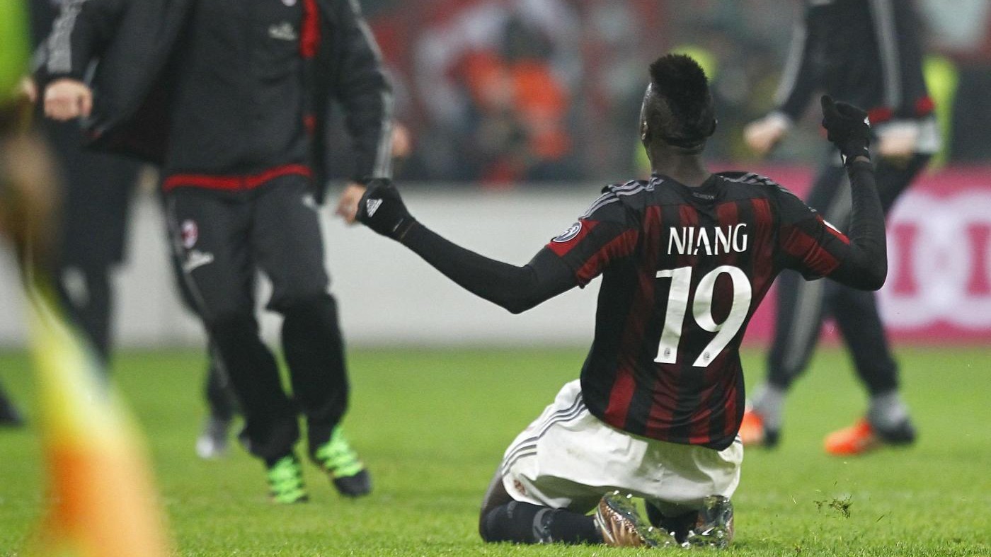 Il Milan cala il tris e conquista il derby: notte fonda Inter