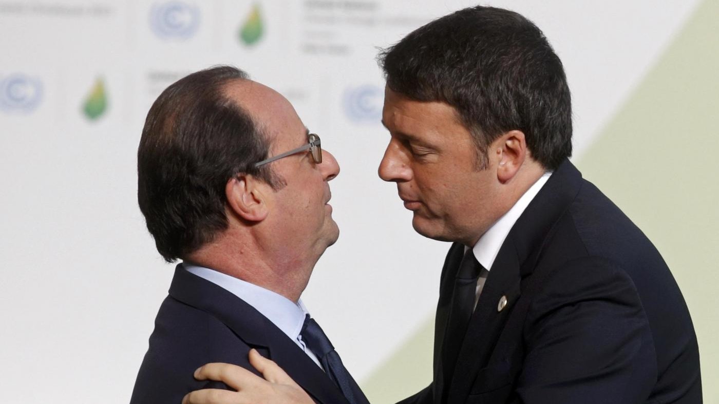 Ue, Renzi sente Hollande: Impegno su crescita e occupazione