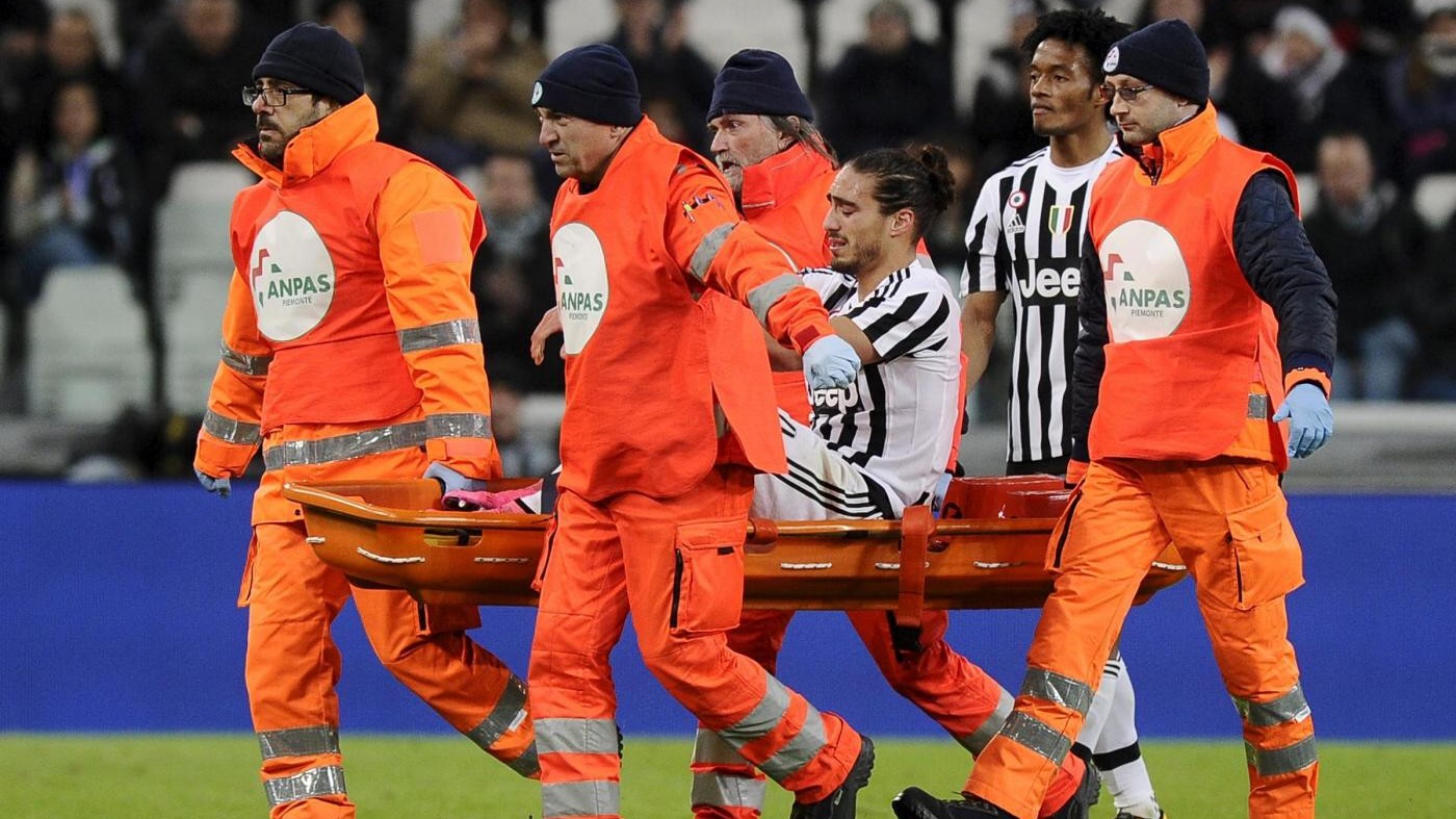 Juventus: intervento ok per Caceres, in campo fra 5 mesi