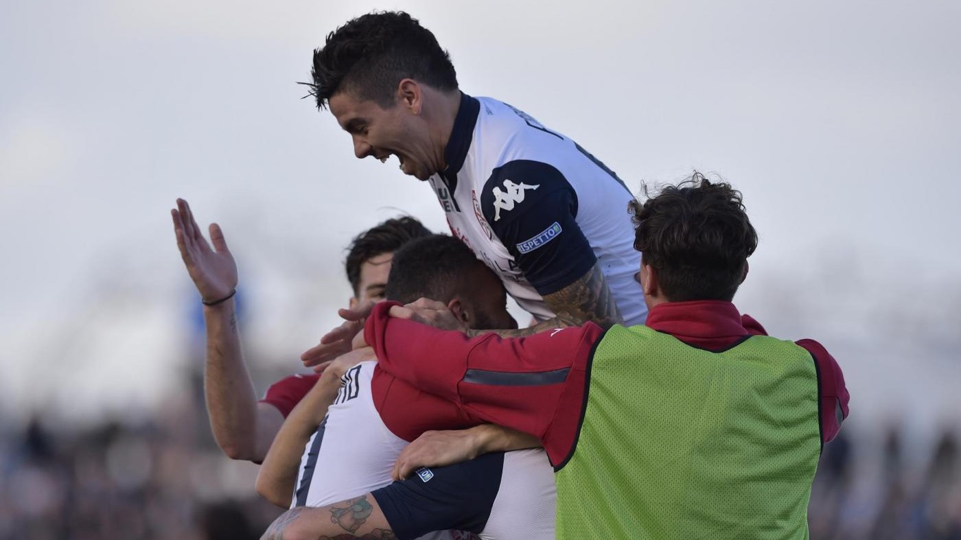 Cagliari travolge Latina: 3-1 al Francioni