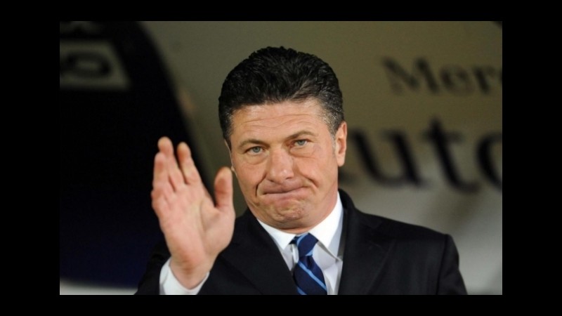Inter in crisi, ma i bookie salvano Mazzarri