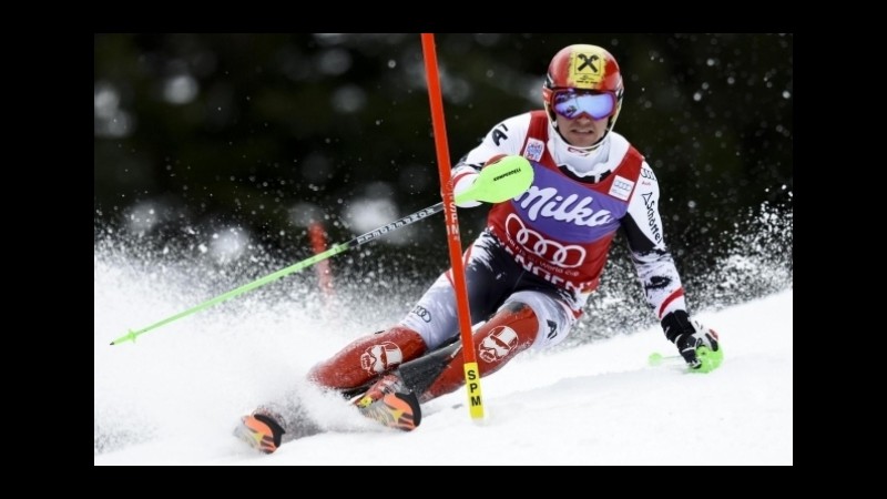 Sci Alpino, Coppa del Mondo: Hirscher davanti a tutti nello slalom di Kitzbuehel