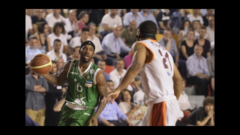 Basket, Supercoppa: Siena batte Varese in lavagna