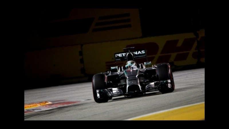F1, Gp di Singapore: Hamilton in pole, la vittoria a 2,10