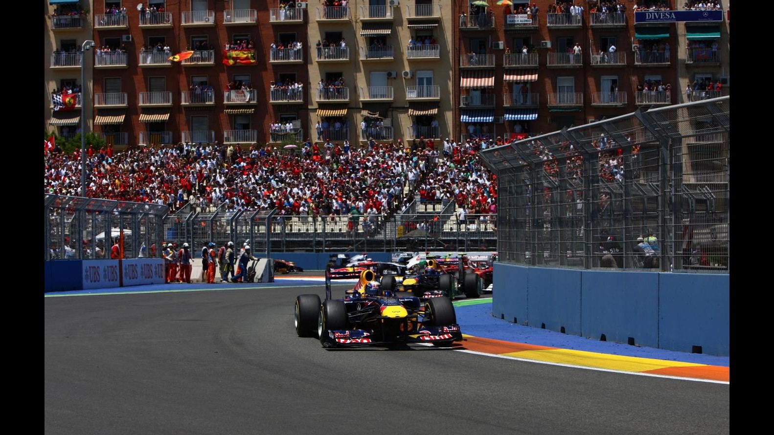 Formula 1, Gp Europa: trionfa Vettel, Alonso 2° davanti a Webber