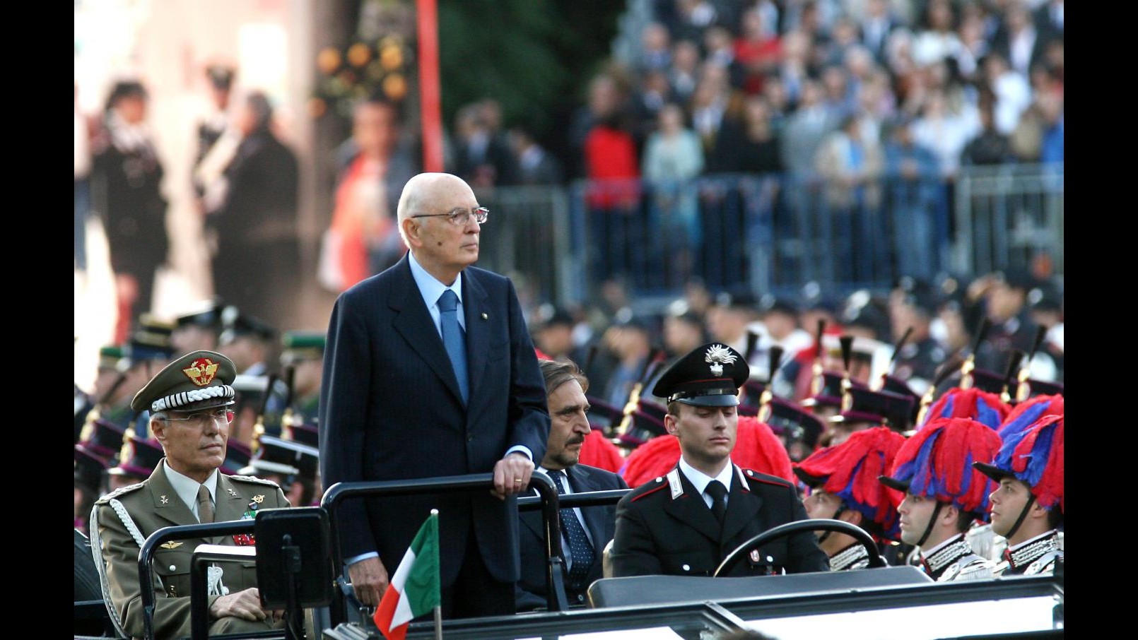 Napolitano: Carabinieri esempio da seguire