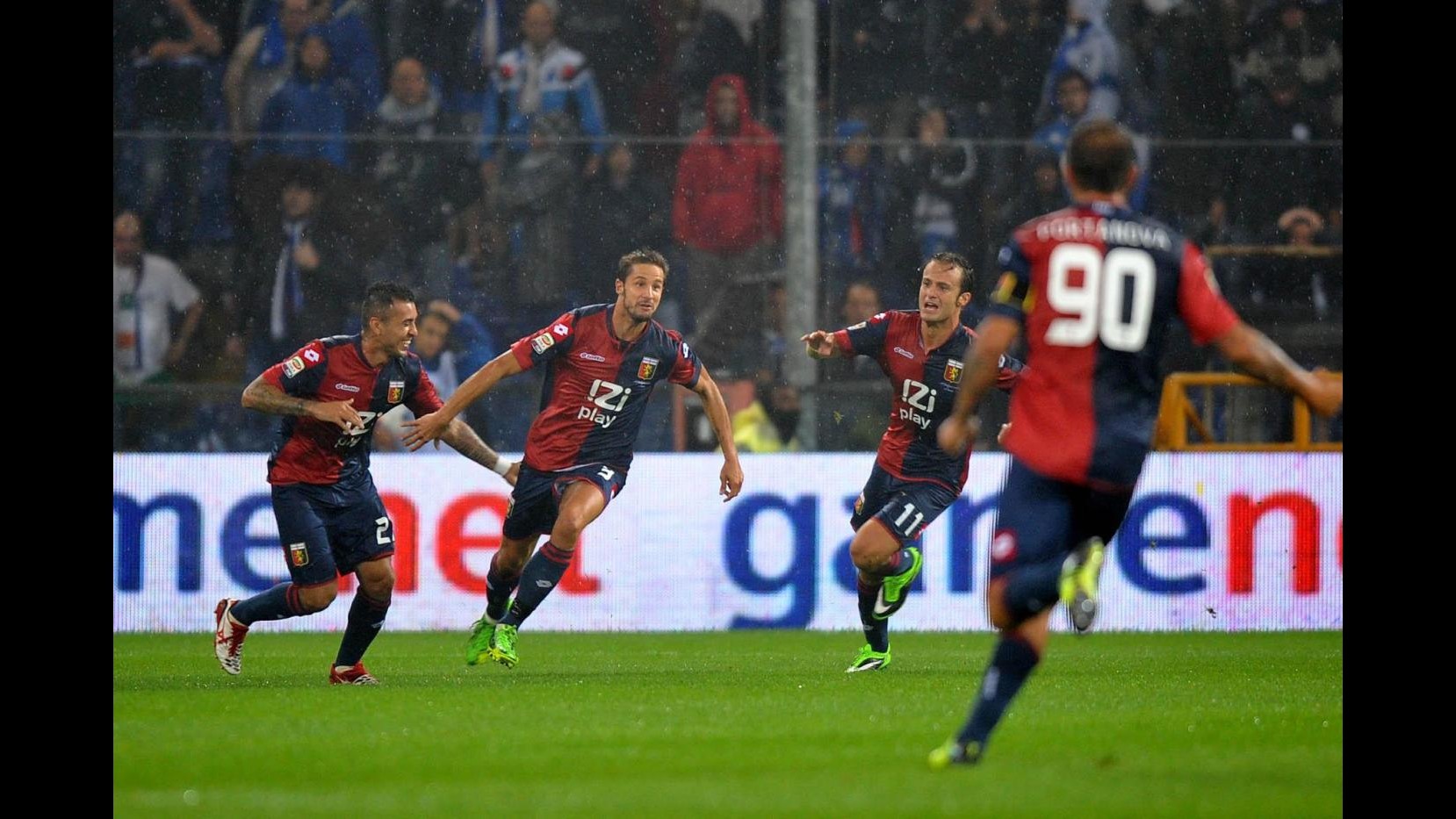 Serie A, al Genoa il derby della Lanterna: Samp travolta 3-0