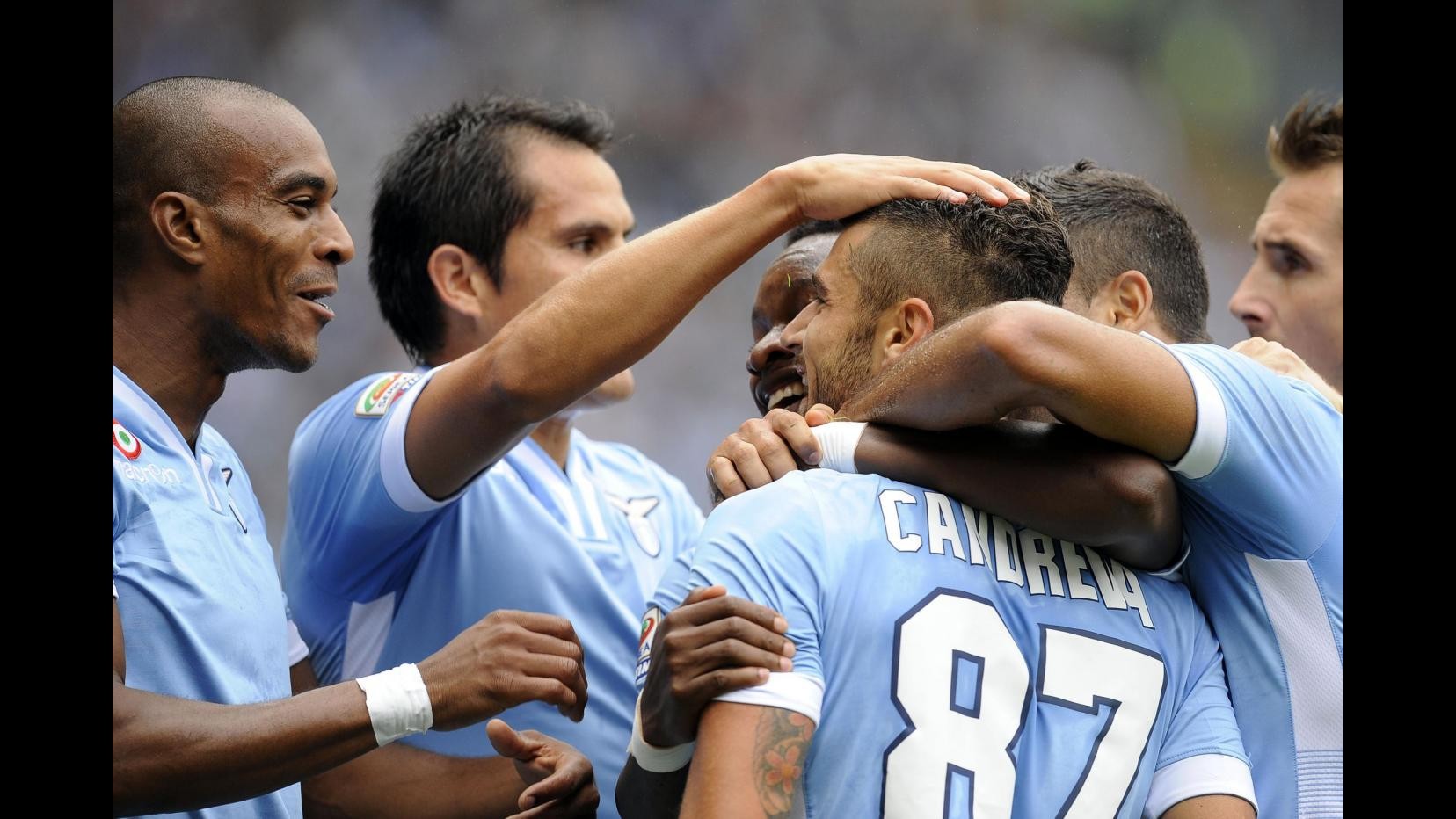 Serie A, riscatto Lazio: 3-0 al Chievo all’Olimpico. A segno Candreva, Cavanda e Lulic