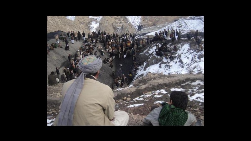 Afghanistan, crolla tunnel in miniera di carbone: 24 vittime