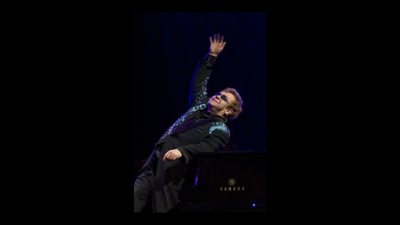 Elton John torna in Italia il 14 luglio al Summer festival di Lucca