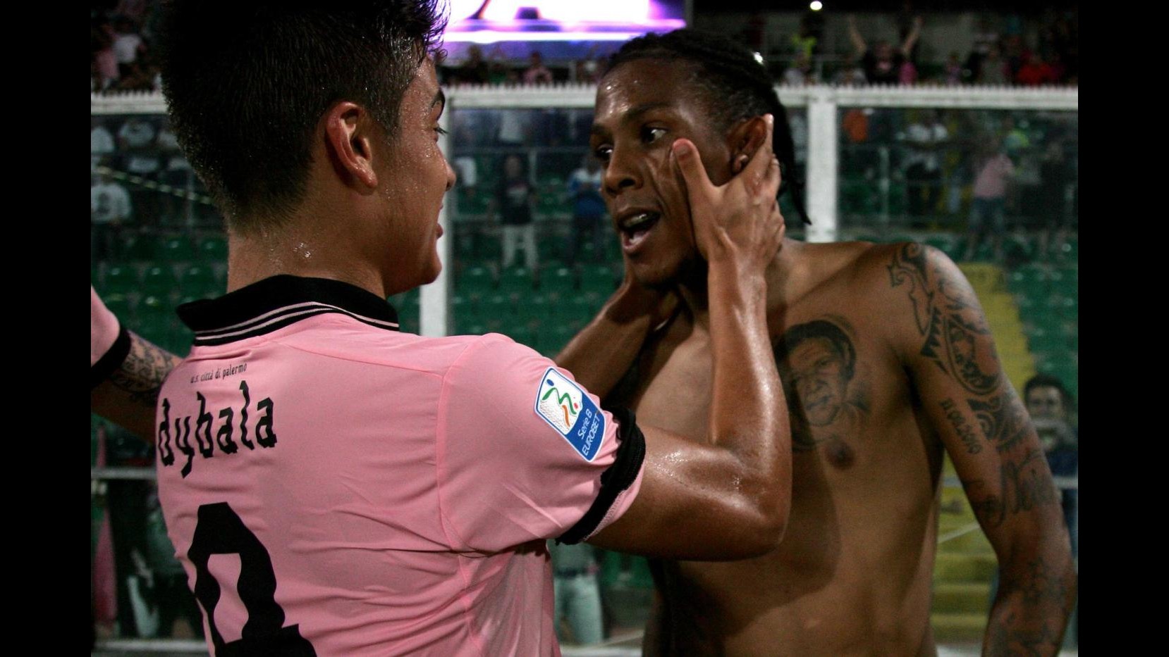 Serie B, Palermo-Cesena 2-1 nell’anticipo. Decide Hernandez su rigore, espulso Gattuso