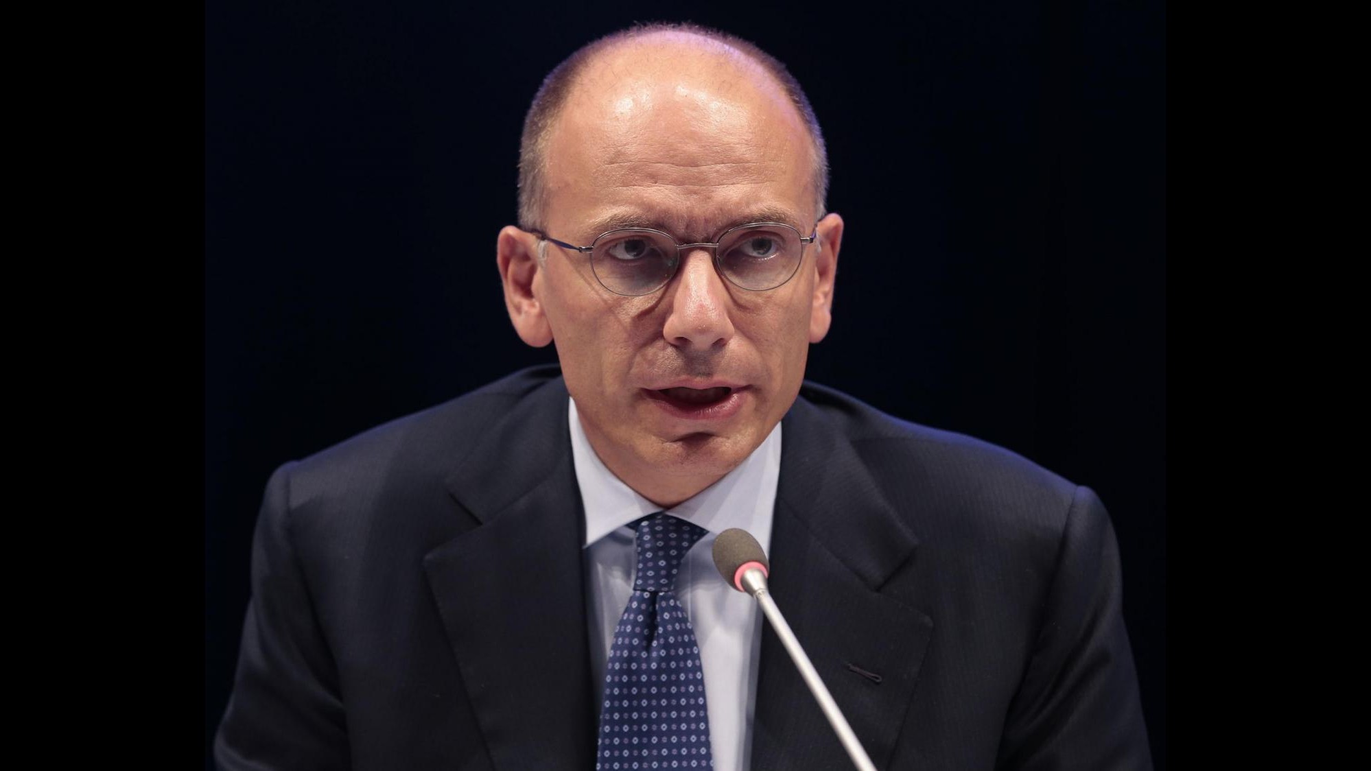 Letta: Ammodernare Costituzione, no a conservatorismo. Non vergognarsi di larghe intese