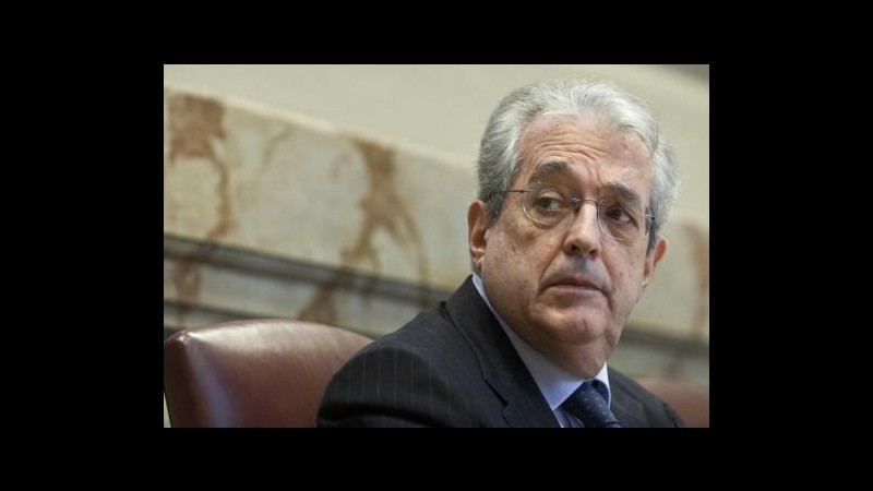 Saccomanni: Tetto del 3% sul deficit non è in discussione