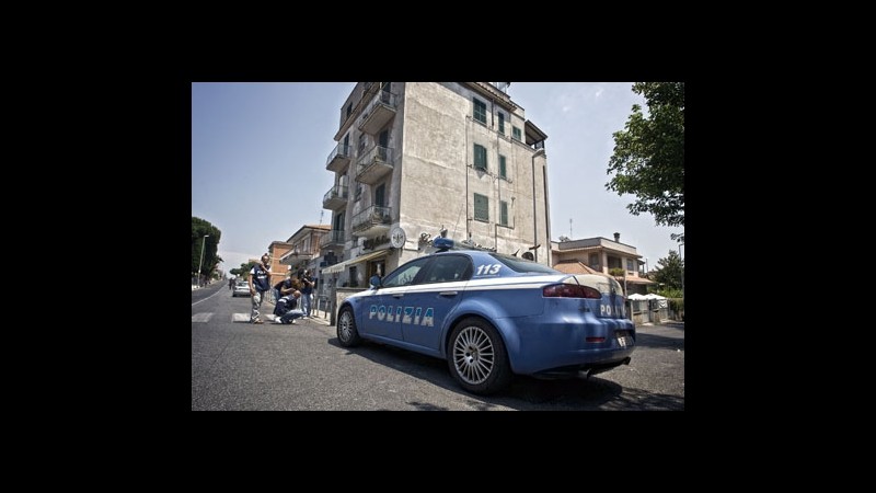 Roma, pregiudicato colpito da proiettile mentre era alla finestra