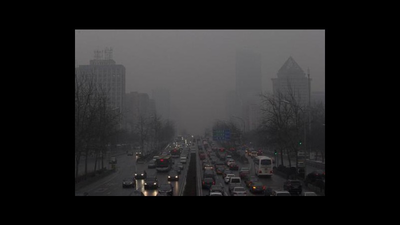 Cina annuncia riduzione di uso carbone contro inquinamento atmosferico