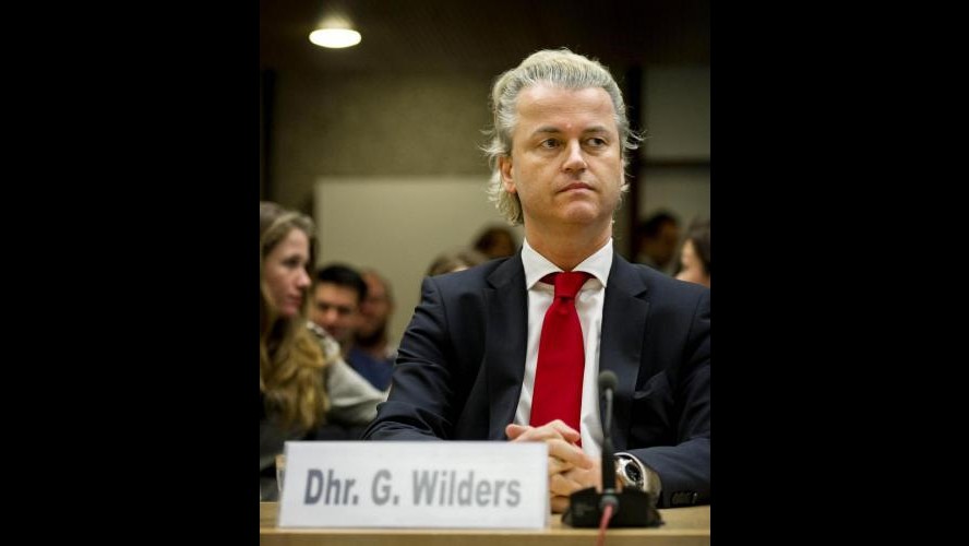 Olanda, Geert Wilders assolto da accuse per incitamento all’odio