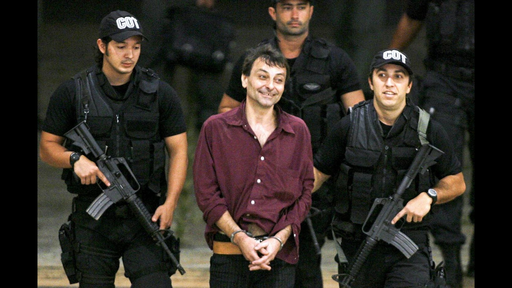 Caso Battisti, Brasile concede visto residenza per periodo indefinito