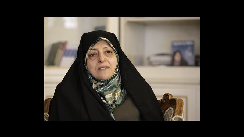 Iran, Rohani sceglie come vice la ex portavoce di crisi ostaggi 1979